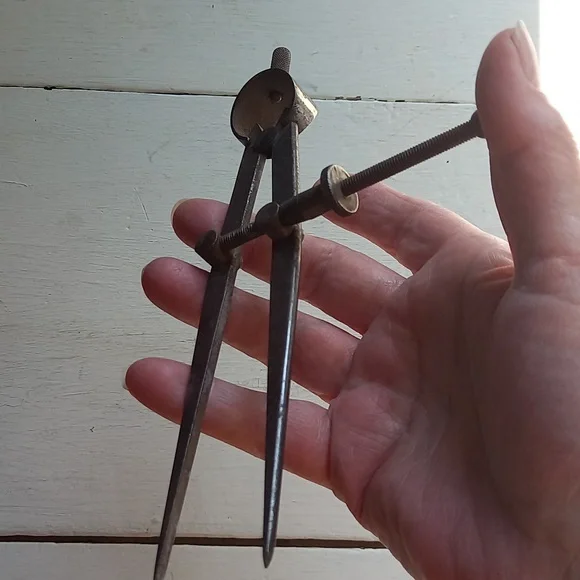 Vintage Calipers - Picture 2 of 3